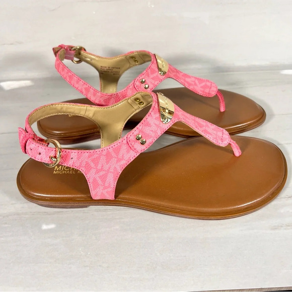 Michael Kors Plate Flat Thong Sandal Color Tea Rose Monogram Womens Size 8 - Picture 2 of 12